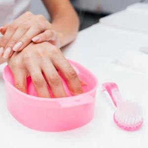 How to Remove Acrylic Nails with Acetone